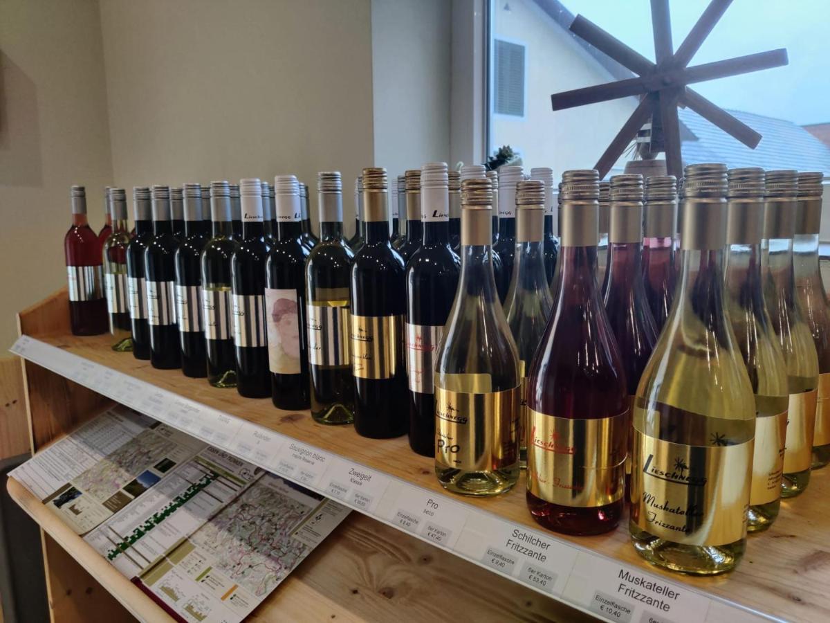Weingut Lieschnegg Hotell Leutschach Exteriör bild